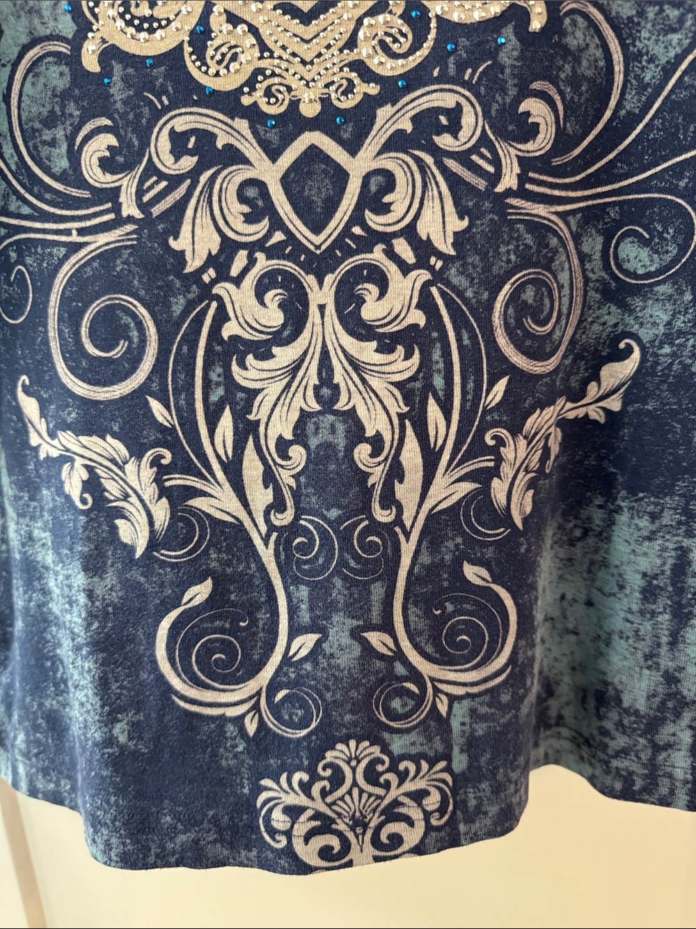 Cactus Bay XL Blue Scroll Rhinestone Top Made in USA - Picture 6 of 7